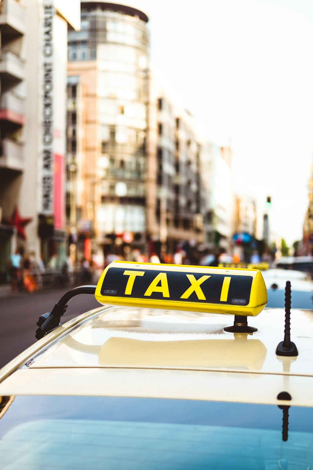 Except of the awful colors of the taxi’s in Berlin, I really like that there almost all the same and all connected by the colors and taxi signs.